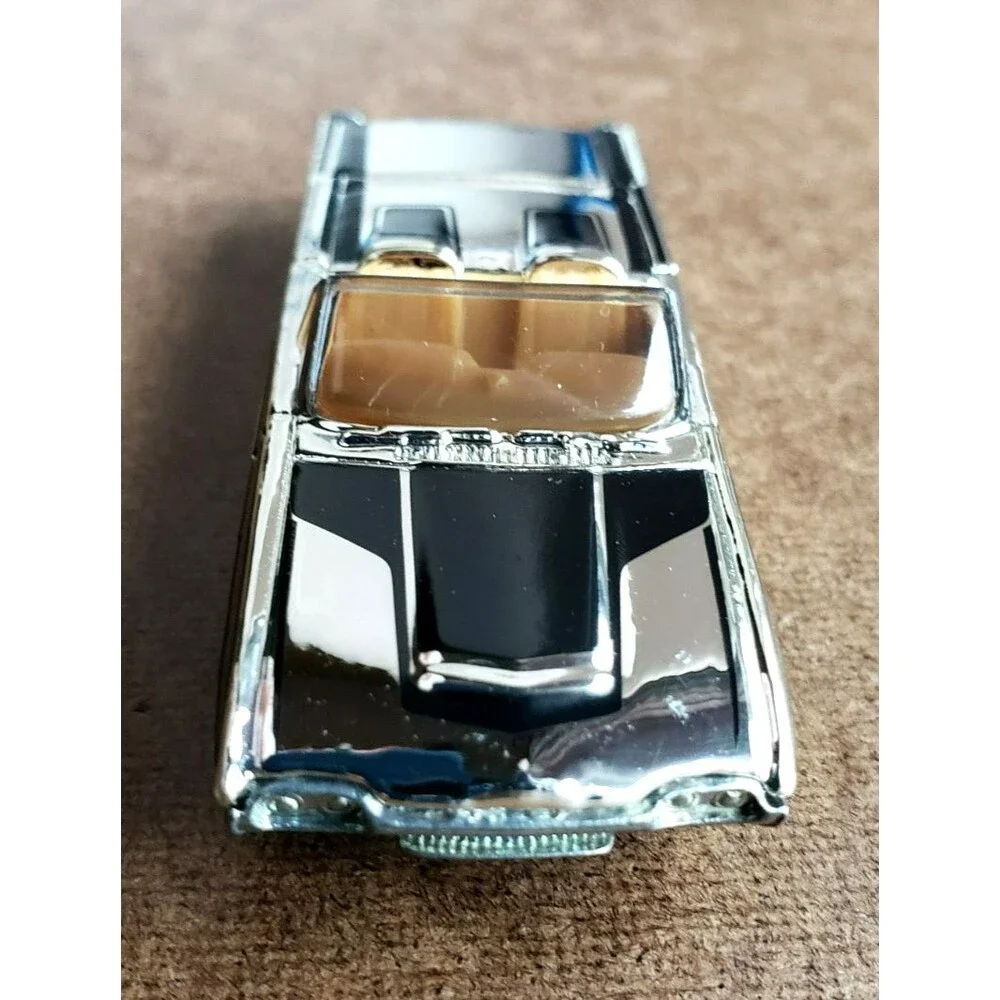 1999 Hot Wheels '63 T-BIRD & 59 IMPALA Chrome K B TOYS 2-PACK 1:64 23196 Gold LW